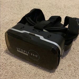 Utopia Pro Series VR Headset